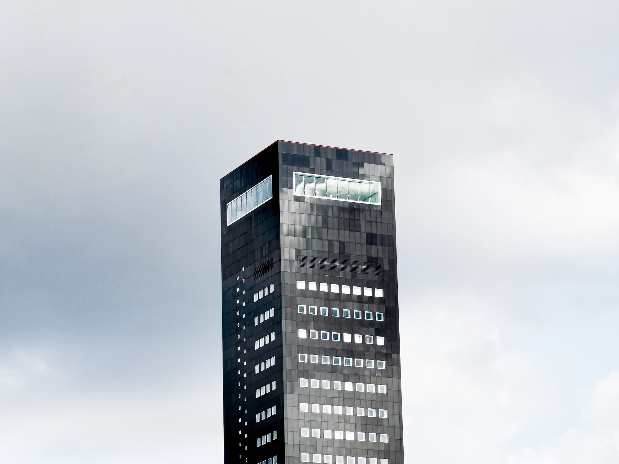 Leeuwarden achmea toren Friesland stad wonen werken leven