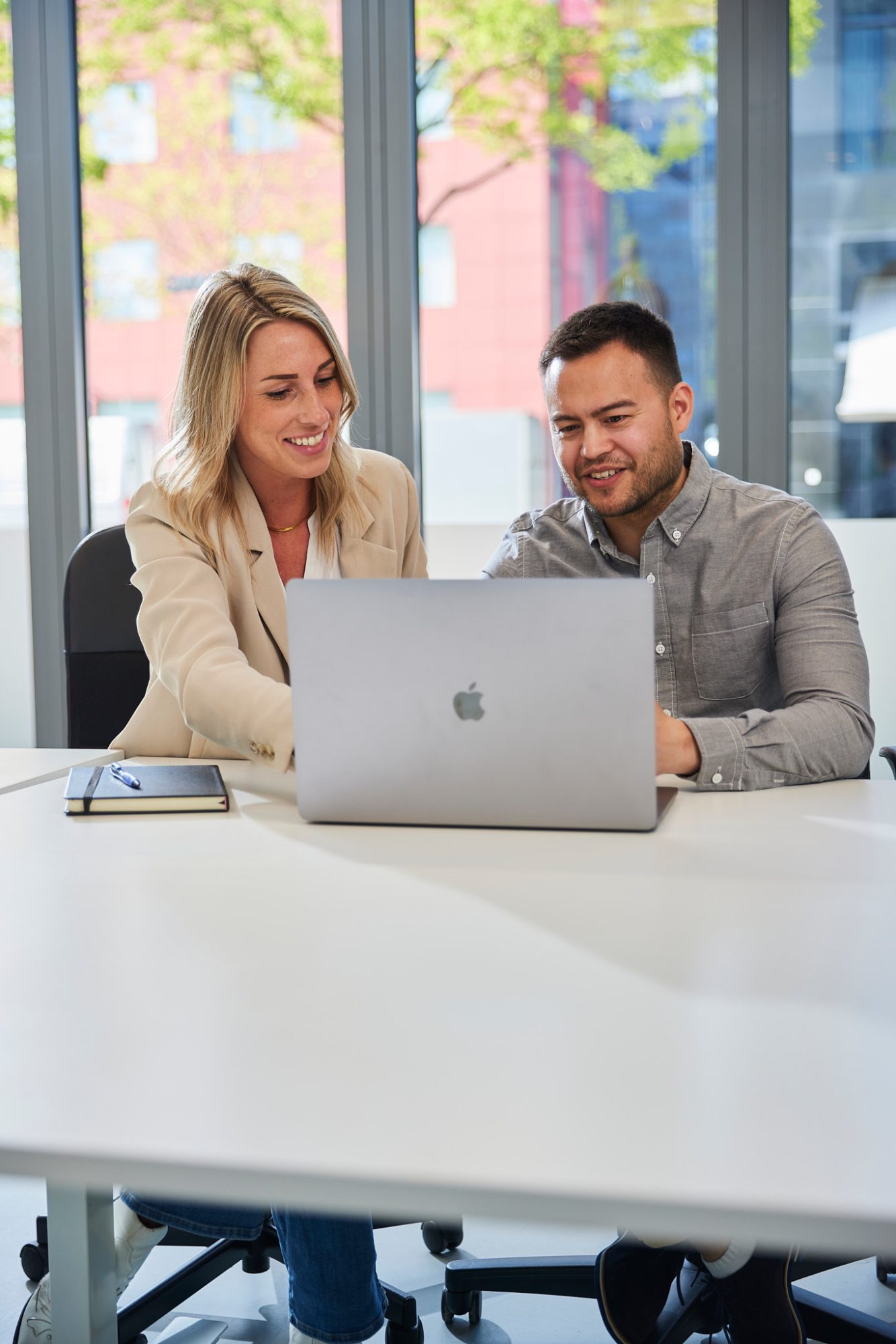 Netwerken bij bedrijfspresentatie friesland