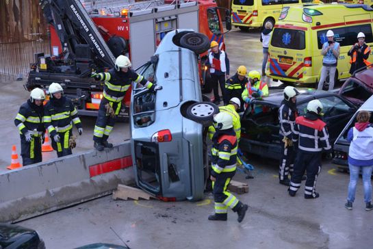 Veiligheidsregio Fryslân medewerkers ongeval auto