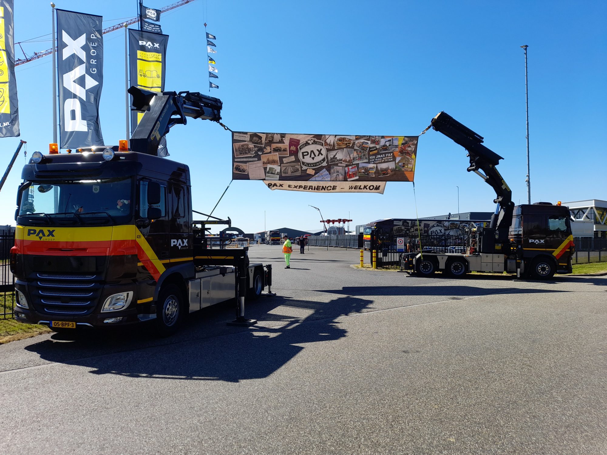 Pax experience event entree