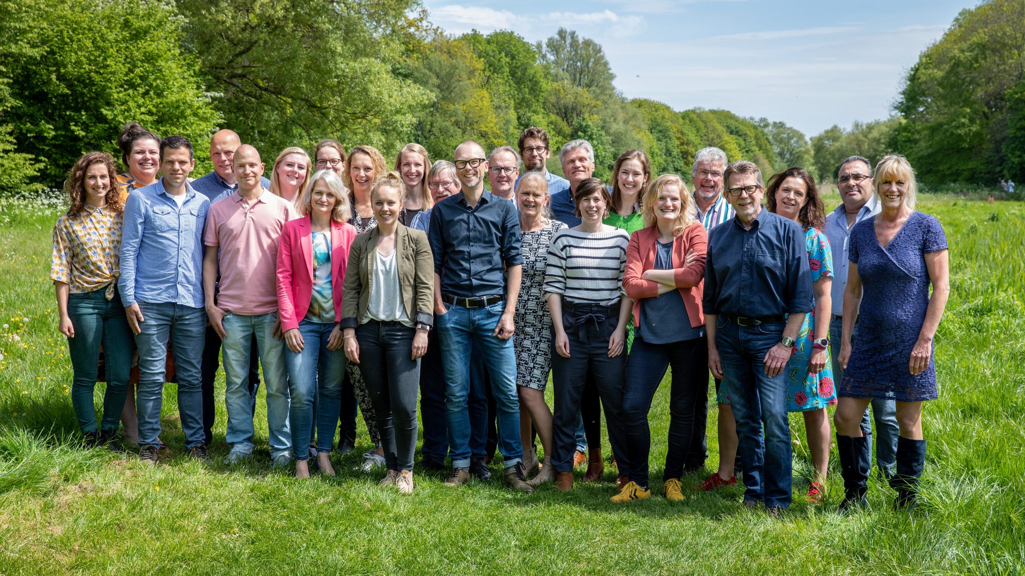 Groepsfoto Fers By IMAZZO 01 2000×1125