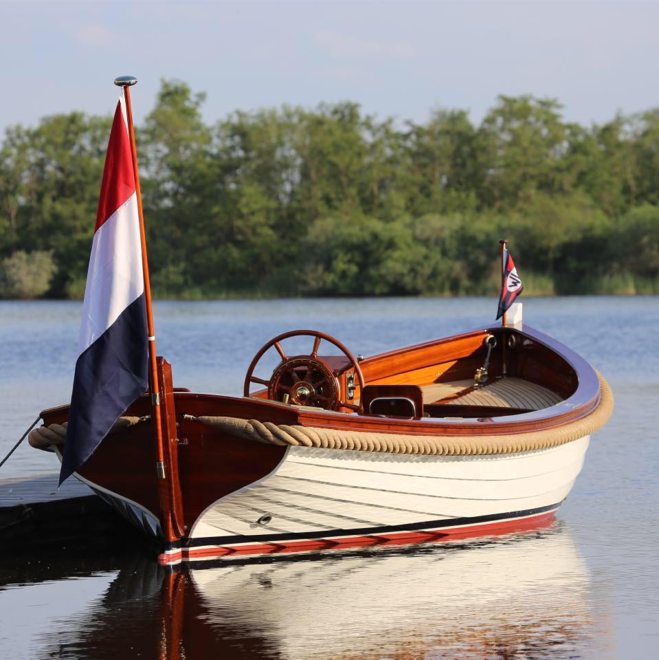 Hettinga Jachtservice VOF ( De Kapiteinssloep.nl)
